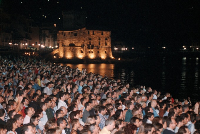 Palco sul Mare Festival di Rapallo: una mostra diffusa per ripercorrerne i 30 anni