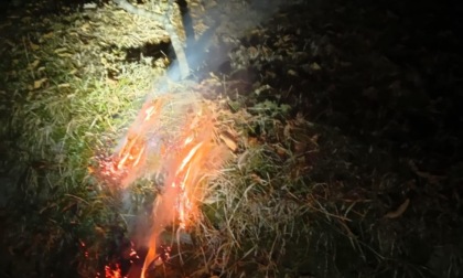 Gli aggiornamenti sugli incendi divampati nell'entroterra
