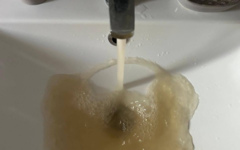 Lavagna, acqua torbida dai rubinetti: l’opposizione chiede chiarimenti