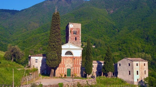 Un tour tra i luoghi di culto nel Parco dell’Aveto