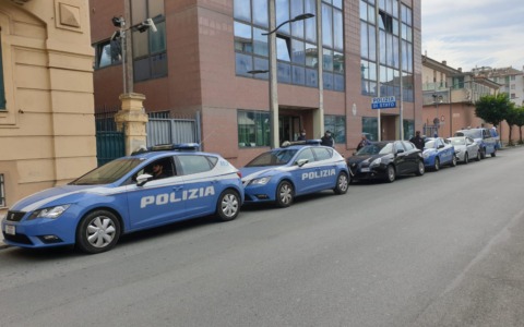 Non rispetta il divieto di avvicinamento alla ex compagna, arrestato 37enne