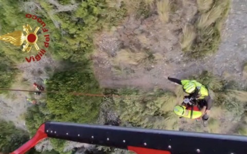 Escursionista ferito sul Monte di Portofino, soccorso dal Reparto Volo