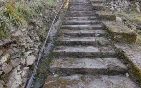 Proseguono a Recco gli sfalci e le manutenzioni delle pedonali