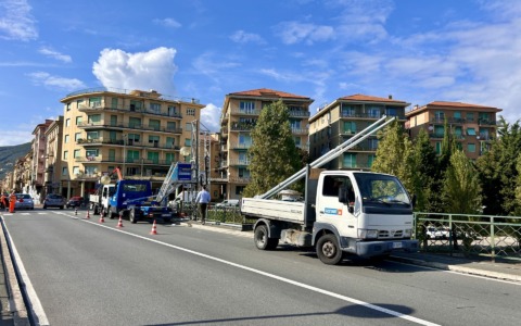 Lampioni a led sul ponte della Libertà, partiti i lavori a Chiavari