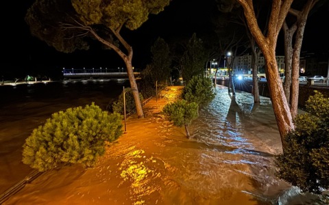 Chiavari, esonda l’Entella