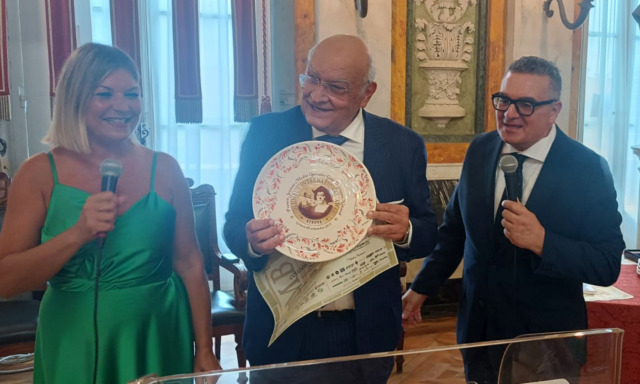 Tra i premiati del VII Columbus International Award di Genova il presidente del Gruppo Netweek Gianfranco Sciscione