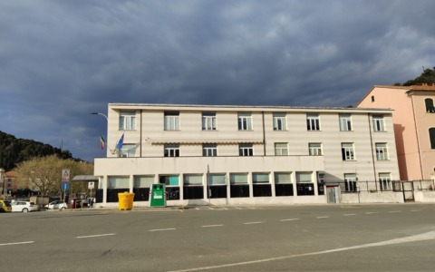 Futuro della scuola Umberto I di Riva: la mozione di Progresso per Sestri