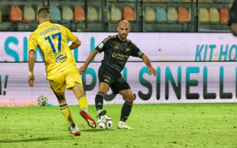 Frosinone-Virtus Entella 4-0: dominio dei giallazzurri