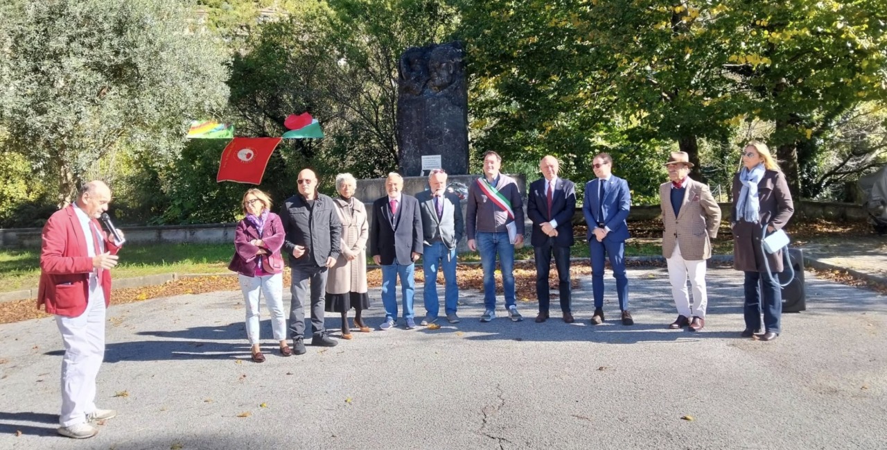 Un concorso per le scuole liguri nel nome di Sandro Pertini