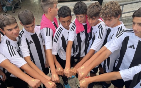 La Lavagnese scende in campo con il Nastro d’oro per sostenere i giovani malati di tumore