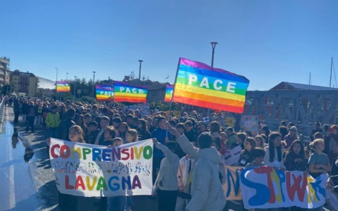 Le scuole di Chiavari e Lavagna unite per la Pace