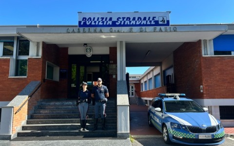 Rinvenute 40 dosi di cocaina in A12, arrestato un uomo