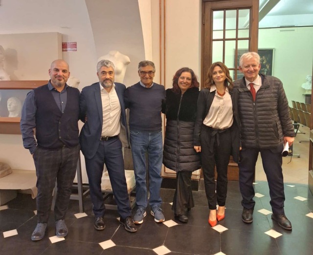 Grande partecipazione al convegno su manipolazione, psicologia e tutela dei cittadini a Chiavari