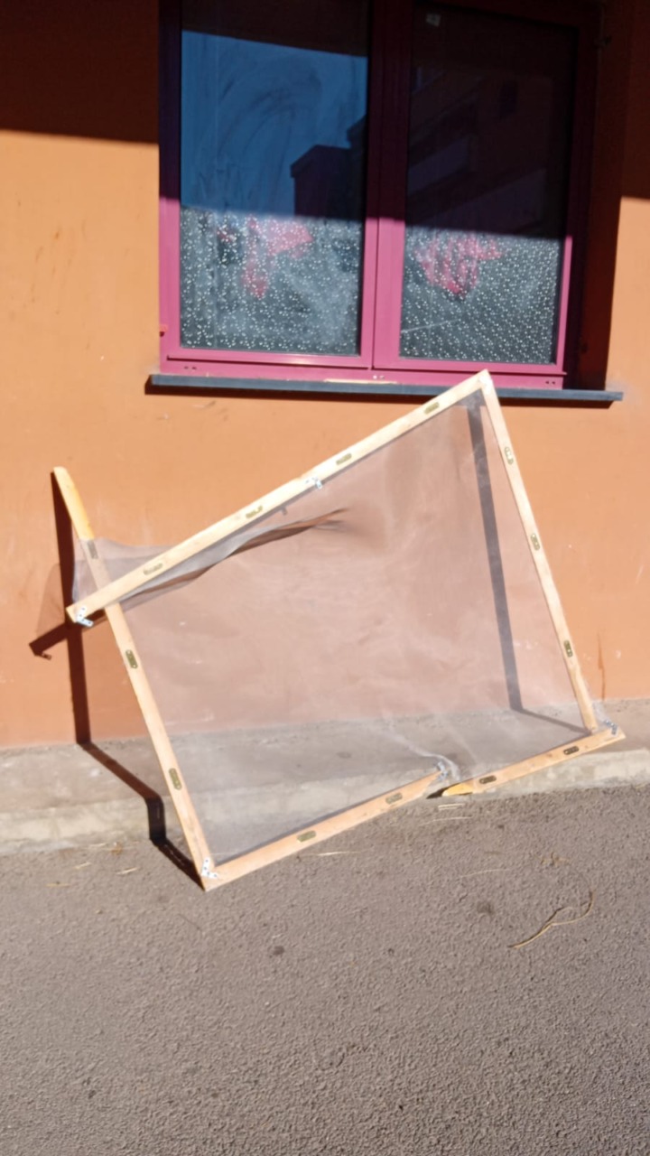 Sestri, atti vandalici alla sede dell’associazione culturale “Lupus in fabula”