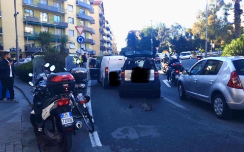 Quadruplo tamponamento  in via Franceschi a Chiavari