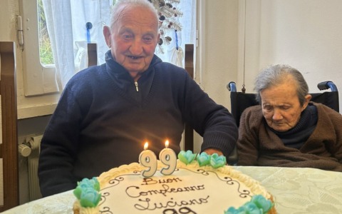 Moneglia festeggia i 99 anni di Luciano Lagasco, ultimo partigiano del paese