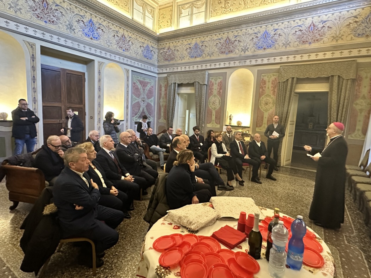 Il vescovo Devasini ai sindaci del Tigullio: “Fare rete per il futuro del territorio”