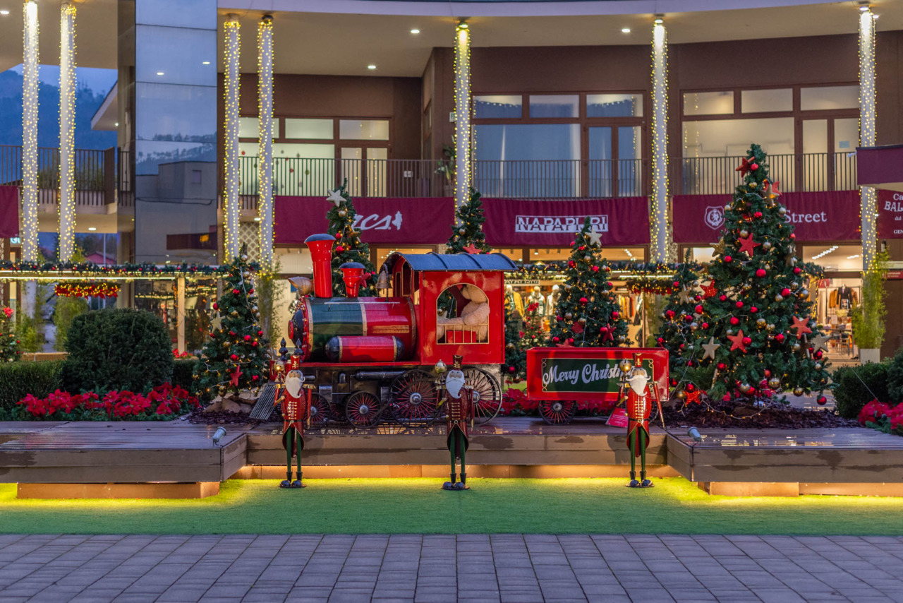 Brugnato 5Terre Outlet Village accende le Feste con eventi speciali e la Christmas Promo