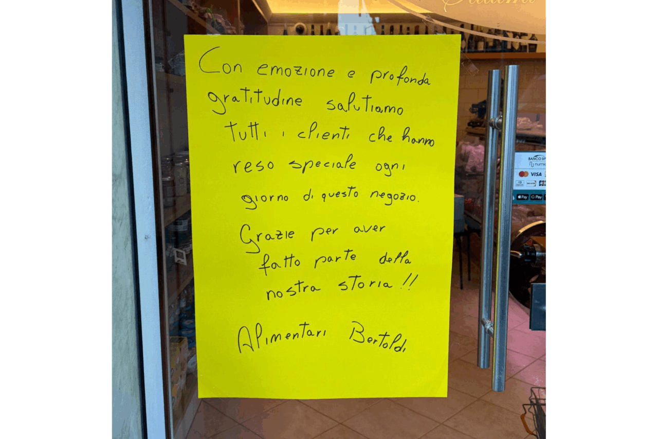 Dopo 42 anni di attività chiude Alimentari Bertoldi a Casarza Ligure