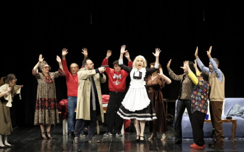 Al Teatro di Cicagna domenica 25 gennaio arriva “Pasta Amore e Polizia”