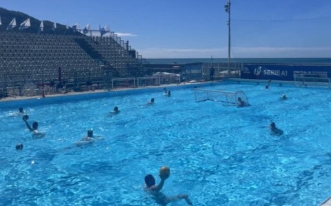 Piscina comunale Recco, lavori al via in primavera