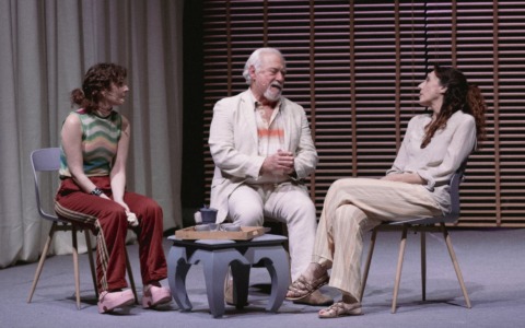 Al Teatro Sociale di Camogli sabato 7 febbraio “Le Volpi”