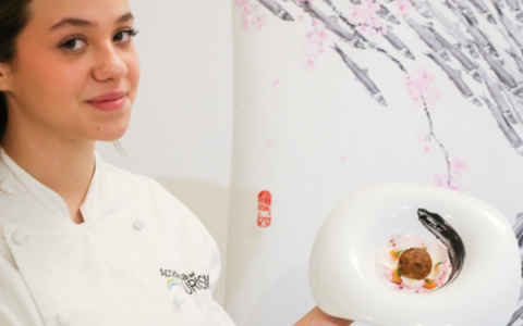 Gli allievi dell’Accademia del Turismo interpretano la tecnica Gyotaku tra mixology e gastronomia