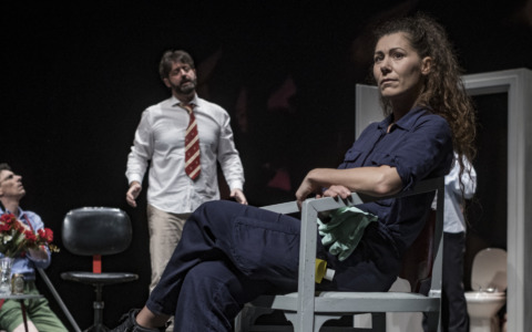 “Tre sull’altalena” va in scena al Teatro Sociale di Camogli