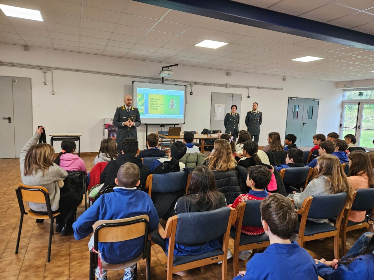 Guardia di Finanza e scuola insieme per la legalità: incontri formativi all’Istituto Comprensivo di Sestri Levante