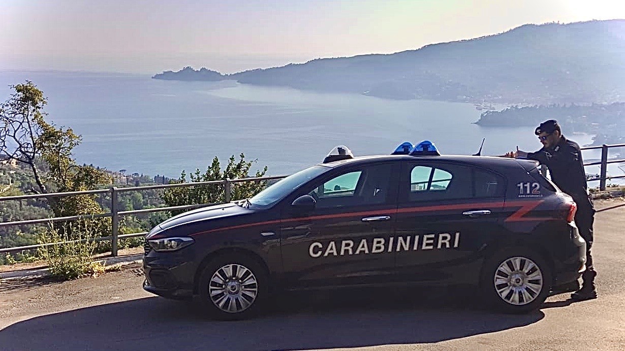 Arrestate tre persone per furto