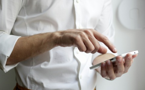 La rivoluzione del lavoro in movimento: come le reti cellulari ridefiniscono l’autonomia professionale