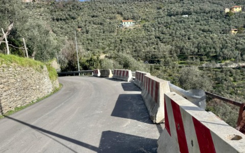 Chiavari: proseguono gli interventi di messa in sicurezza della strada di Sanguineto
