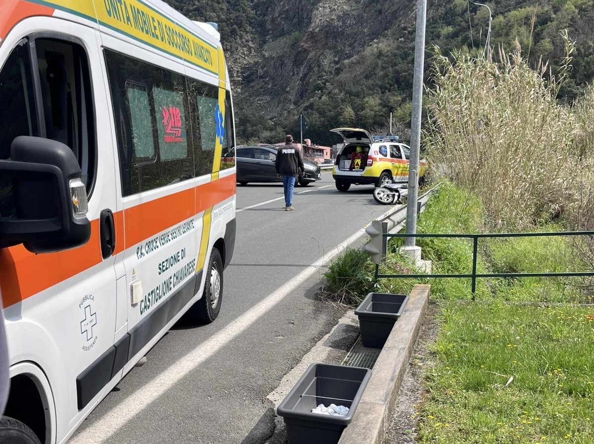 Incidente tra auto e scooter a Battilana