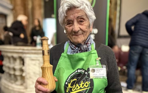 Carla Pensa è la nuova Regina del Pesto: il titolo mondiale vola a Neirone