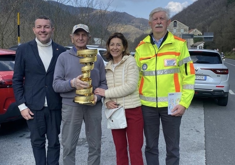 La Milano-Sanremo unisce la Liguria: da 36 anni il risotto di Masone accoglie la “Classicissima”