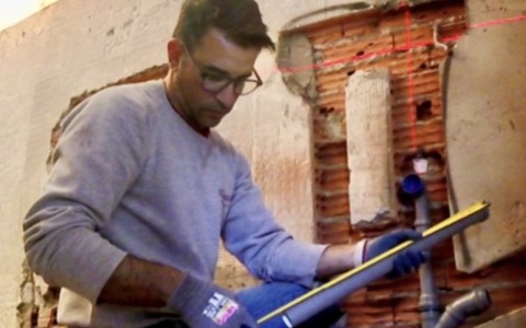 Frank, l’idraulico influencer di Chiavari: da artigiano a star dei social