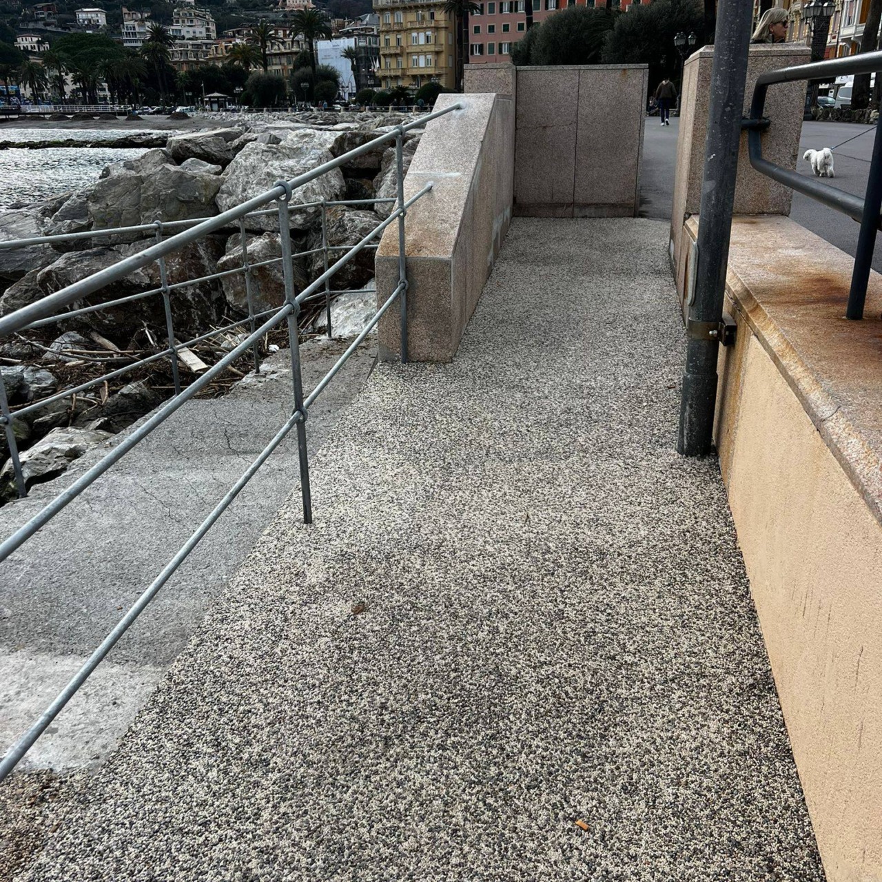 A Rapallo eliminate le barriere architettoniche dal Molo Bruno De Lorenzi