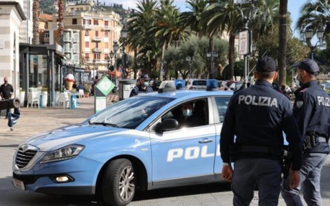 Vìola la misura della sorveglianza speciale con obbligo di dimora per rubare al supermercato, arrestato