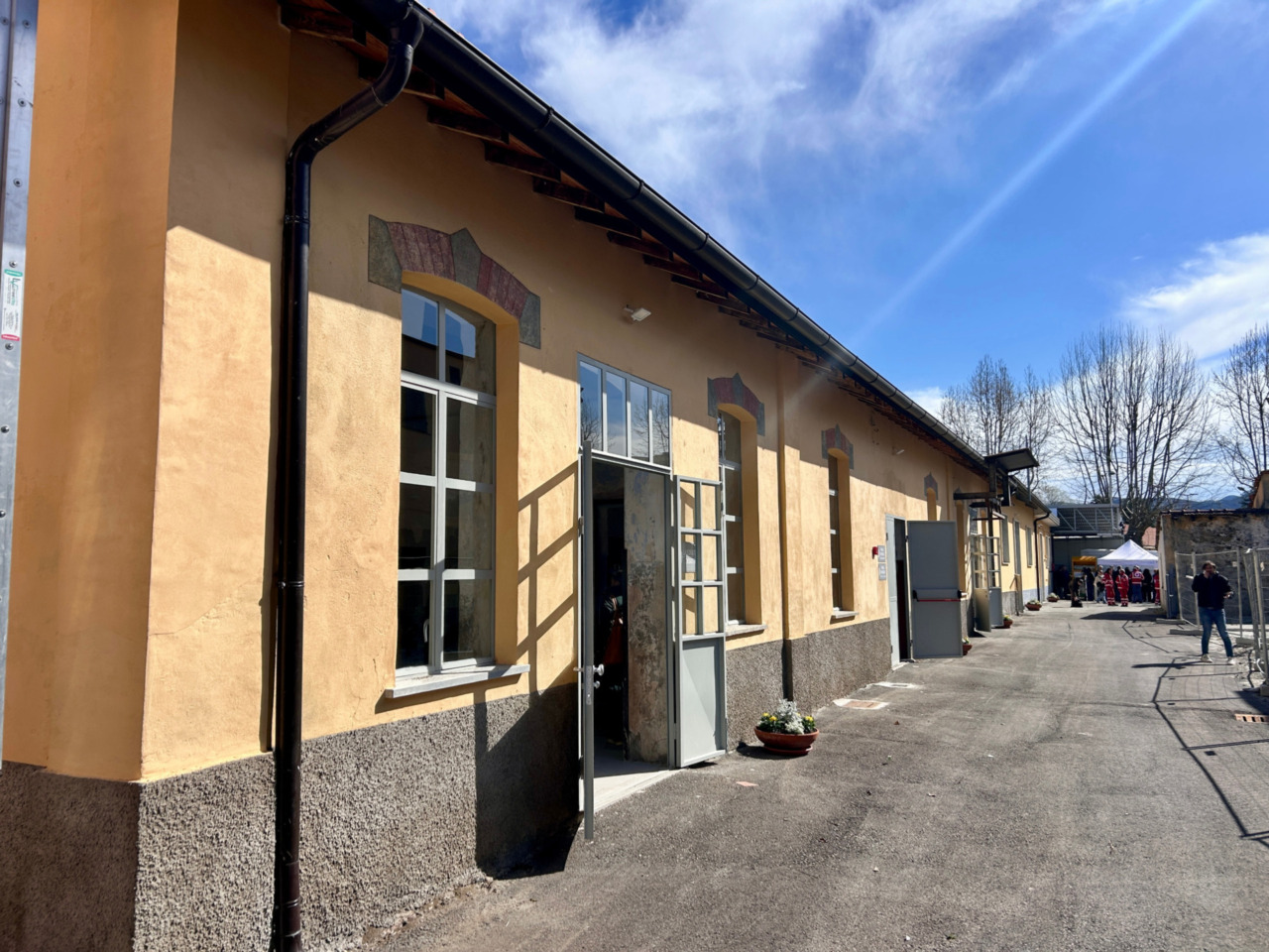 Sestri, il Centro del Riuso si fa grande e ospita anche laboratori di restauro