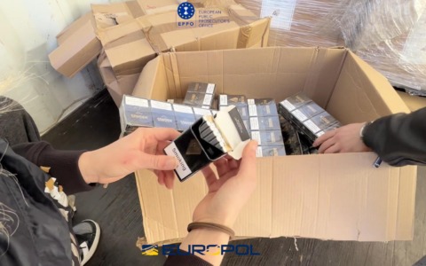 Sequestrate oltre 40 tonnellate di tabacchi tra Italia, Polonia e Regno Unito