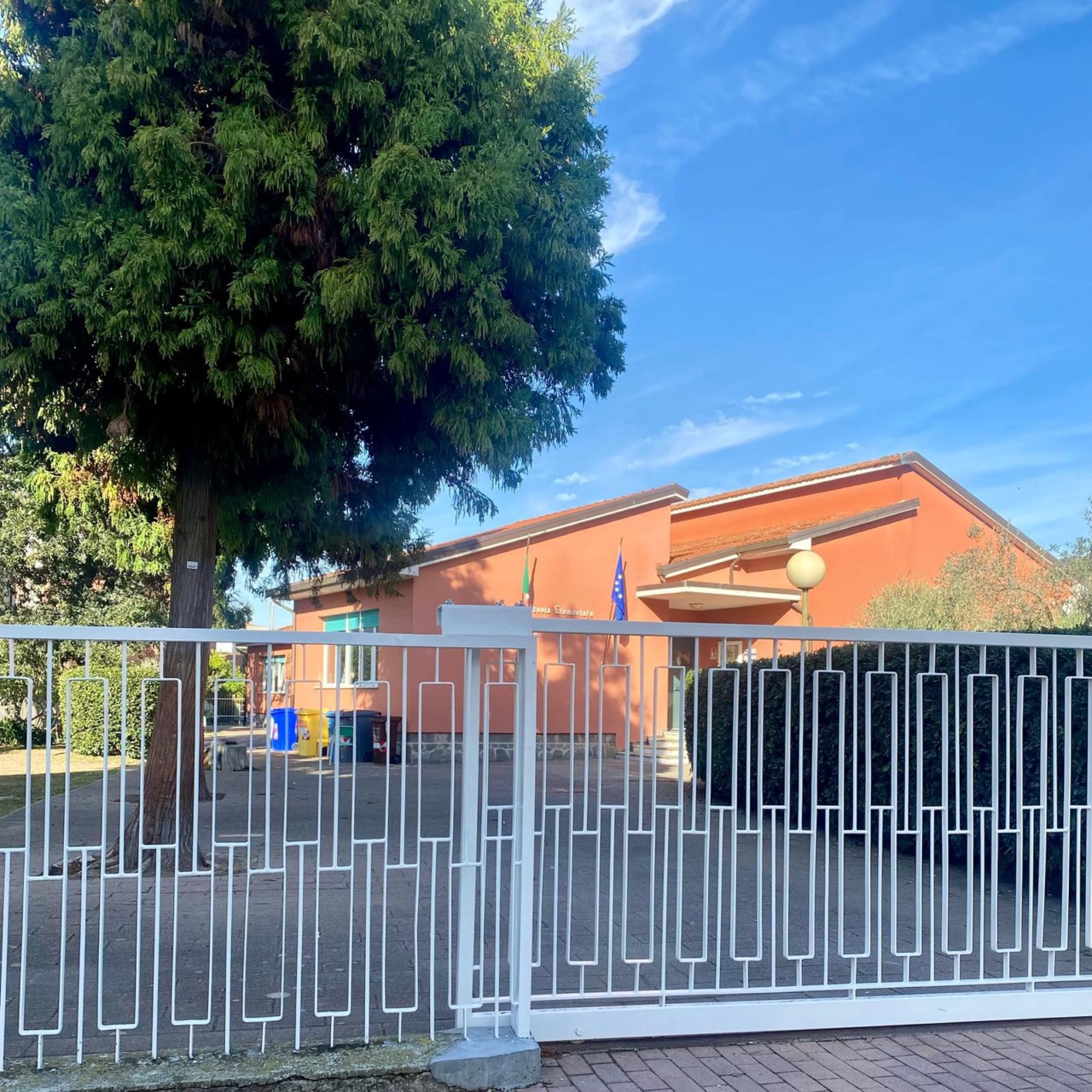 Scuola a Sestri Levante, centrodestra: “Bene che il sindaco sia costretto a rivedere le proprie posizioni”