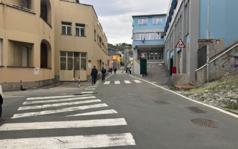 Chiavari, nuovo marciapiede in via Ghio