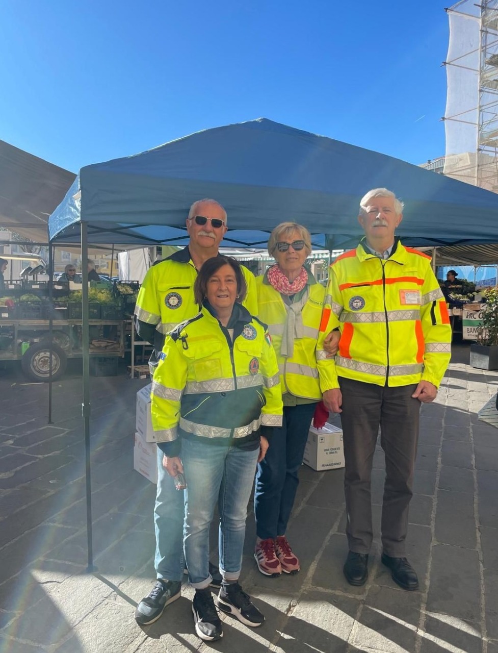 Successo a Lavagna: volontari in piazza per la ricerca sul neuroblastoma