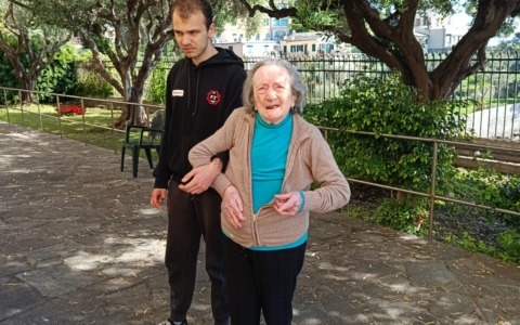 Solidarietà dopo la campanella, scout in prima linea per gli anziani