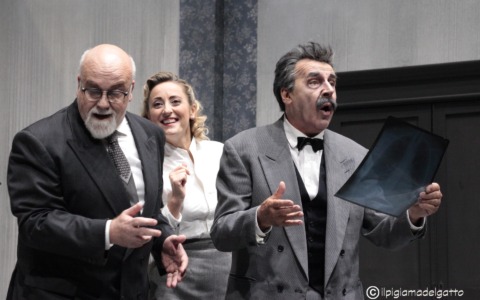 Al Teatro Sociale di Camogli torna “Colpi di timone”