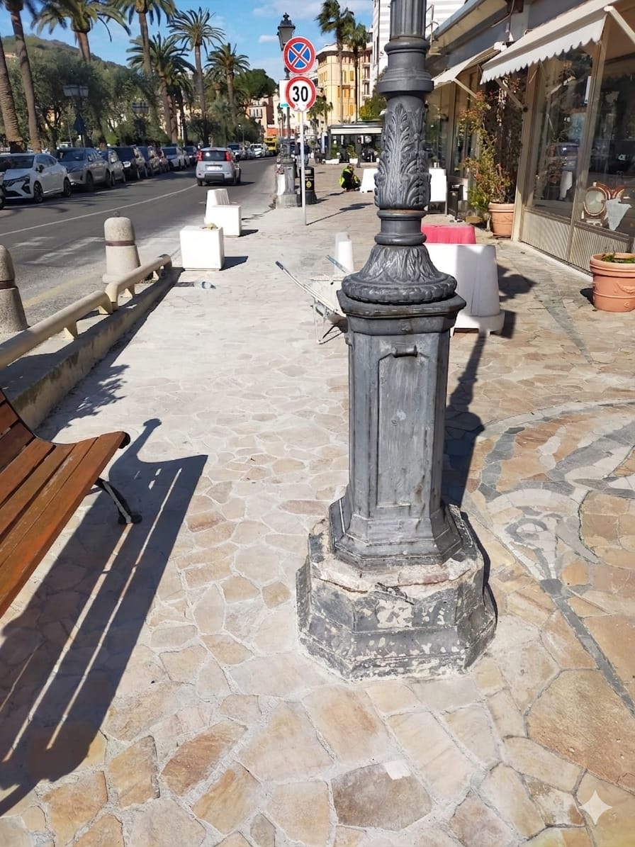 Arredo urbano e ripristino della pavimentazione a Rapallo: Carannante all’attacco della Giunta