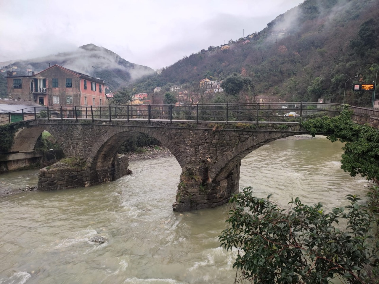 “Recco, città di ponti”, il concorso fotografico