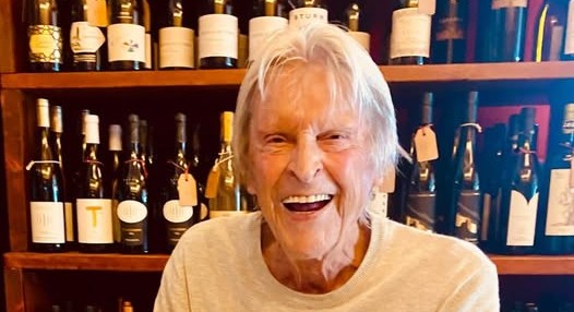 Addio a Giancarlo Rezzano: Sestri Levante piange lo storico ristoratore