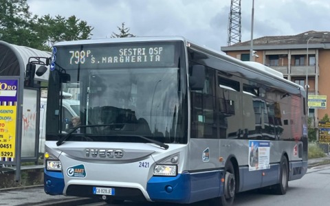 Bus AMT, arrivano variazioni ai percorsi per alcune linee