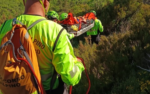 Donna 56enne ferita durante un’escursione tra Bargone e il Passo del Bocco